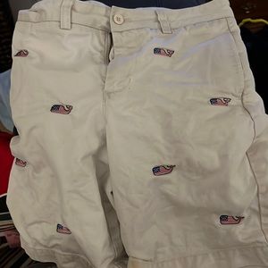 Vineyard Vines Men's 30 Club Shorts Khaki American Flag Whale Logo Chino